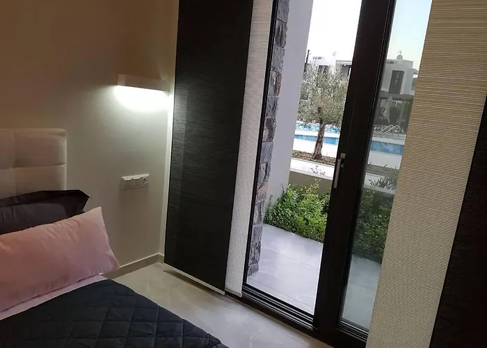 Ep Luxury Olea Valley Apartment